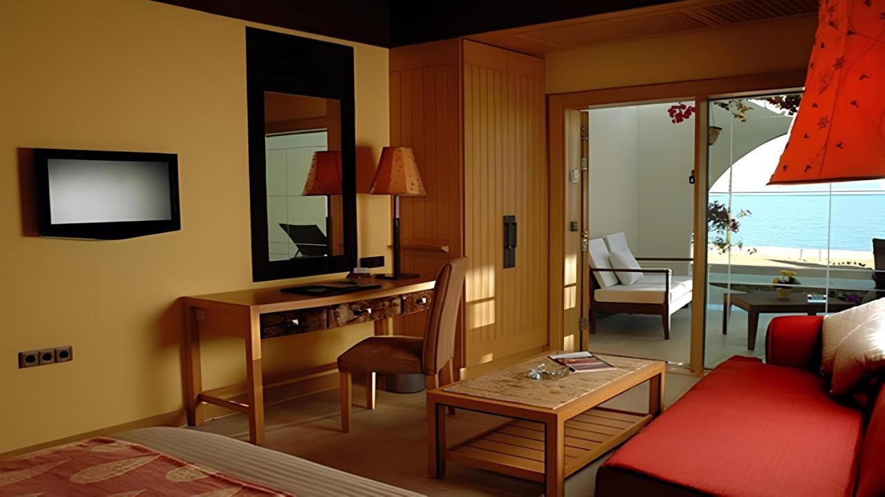 Retac Qunay Dahab Resort & Spa Bagian luar foto A room at the hotel